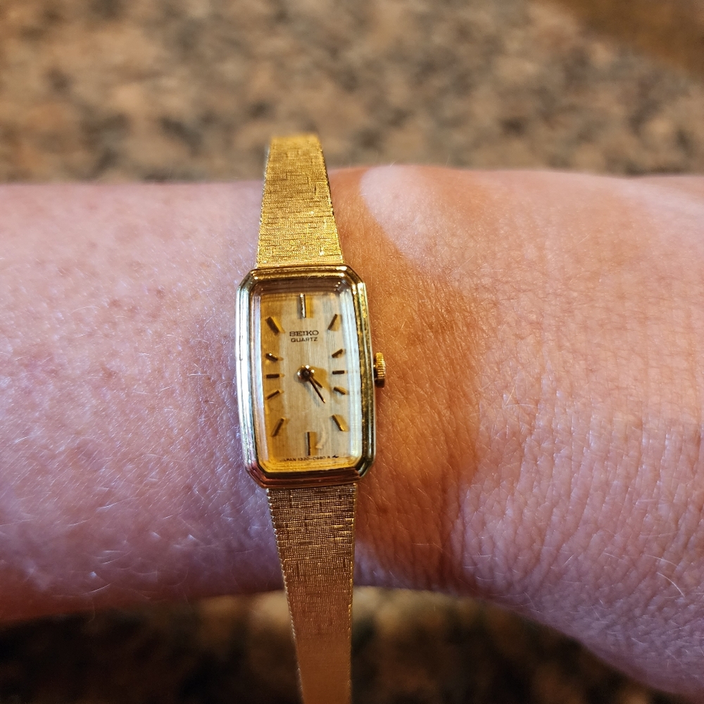 Seiko Gold Women's Rectangular Watch 13mm